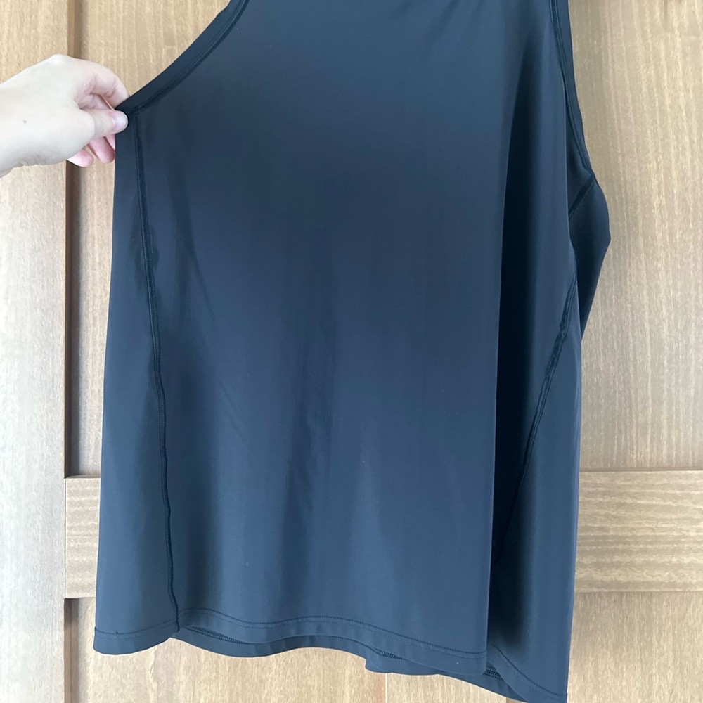Athleta Ultimate Train Racerback Tank in Black size Small - Picture 3 of 10